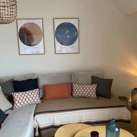 Apartment T2 Renove, Tout Equipe La Cime Des Pins + Parking *